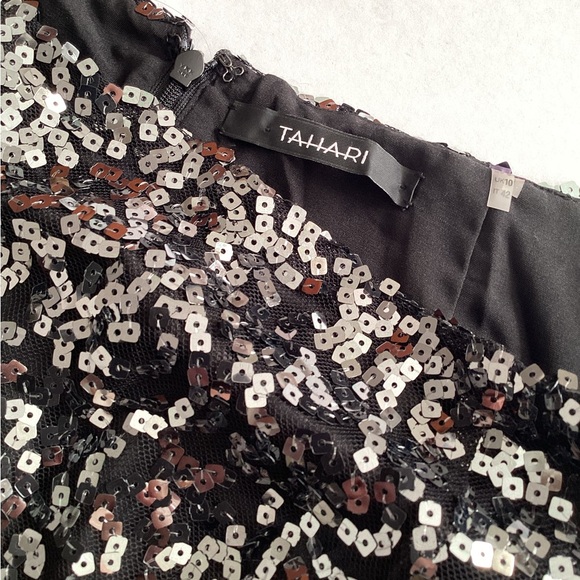 Tahari shimmery black and silver sequin skirt s/m - Picture 2 of 2